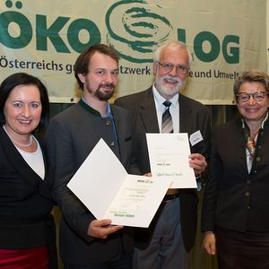 10 Jahre Ökolog-Schule / Weinhandl Am Foto von links: LSR Präsidentin Elisabeth Meixner,  Prof. Jürgen Mack MSc (Biologieprofessor an der HLA), UBZ Prof. Mag. Uwe Kozina, LSI HR Gerda Lichtberger